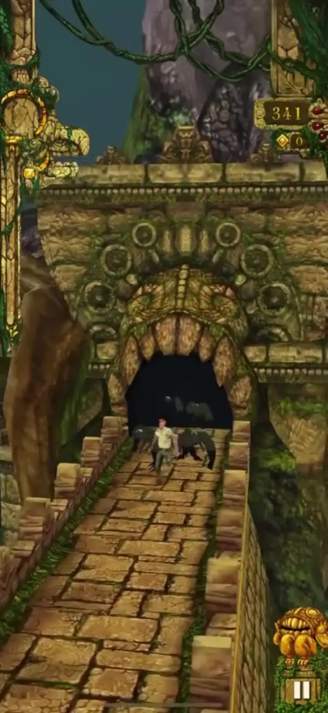 Temple Run Chase gameplay background